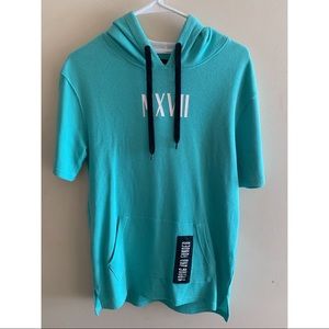 Blue oversized short sleeve hoody